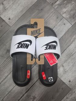 Nike Slides size 10