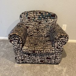 FREE hello Kitty Toddler/kid Armchair