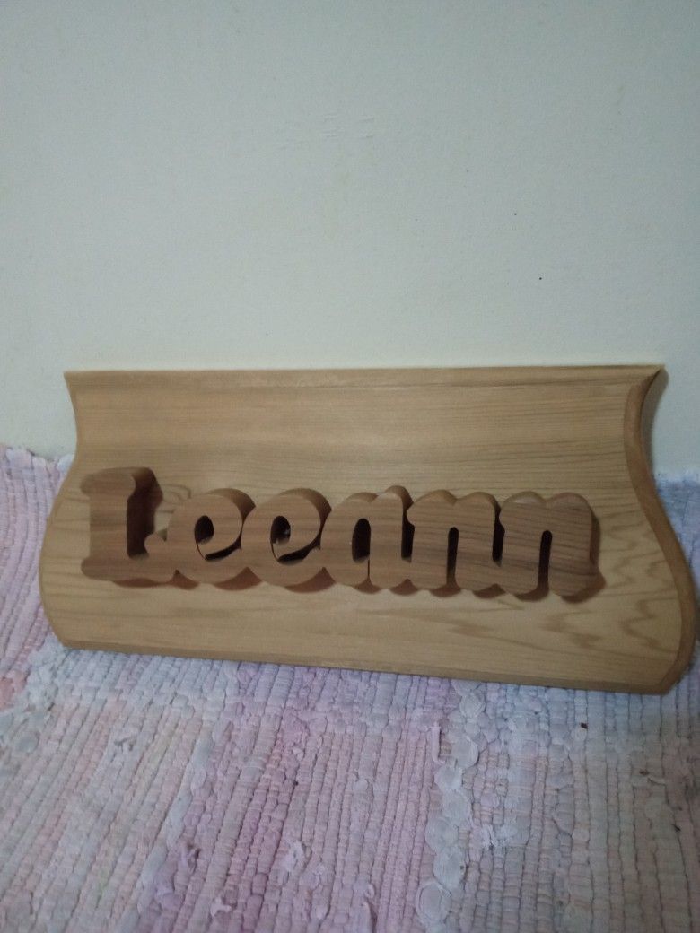 Antique Plaque (WOOD)
