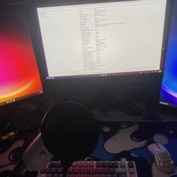 Pc Set Up Wit Monitor Key Board And Headset 