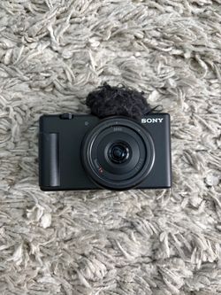 VLOGGING CAMERA ZV-1F