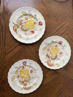 3 Vernonware Vernon Rose Yellow Plate 6.5”