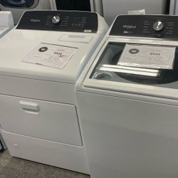 Whirlpool 2 In 1 Removable Agitator Washer Gas Dryer Set