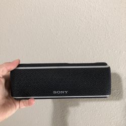 Loud Sony Bluetooth Speaker Water Splash Proof Speaker 