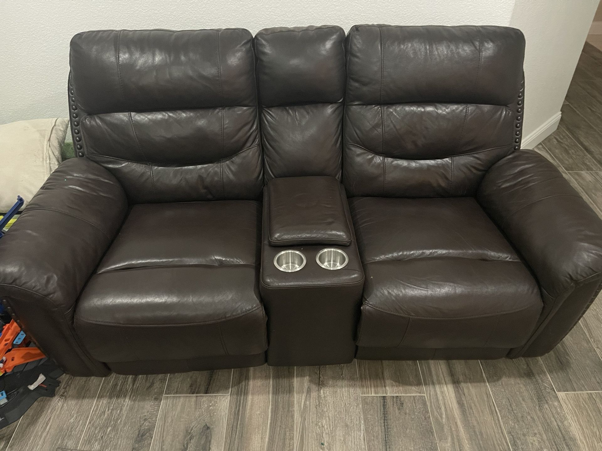 Electric Reclining Love Seat And 3 Seater Couches