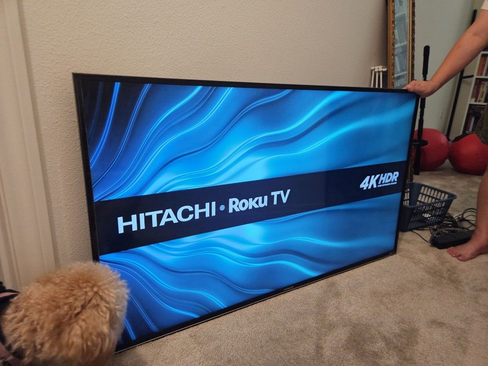 40 Inch 4k Hitcachi Roku With HDR