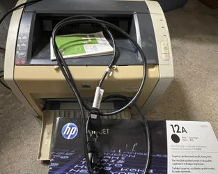 HP LaserJet 1022n  Laser Printer + Brand New HP 12A Toner
