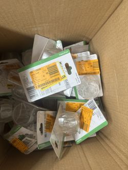 AGLACIE Aragon single acrylic faucet handle.  