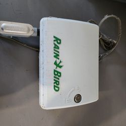 Rain Bird Sprinkler System Controller With 12 Zones