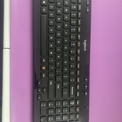 Logi Tech Wirless Keyboard