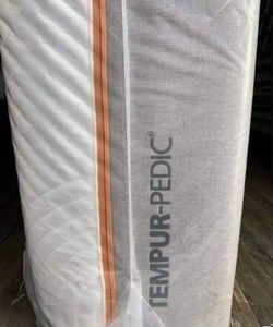 Brand New King Tempurpedic CONTOUR SUPREME  Mattress $500 Free Delivery!! 
