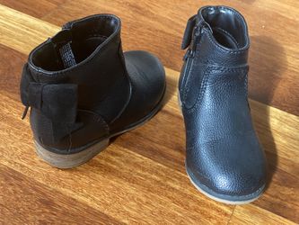 Cat & Jack Girls Boots Size 7 