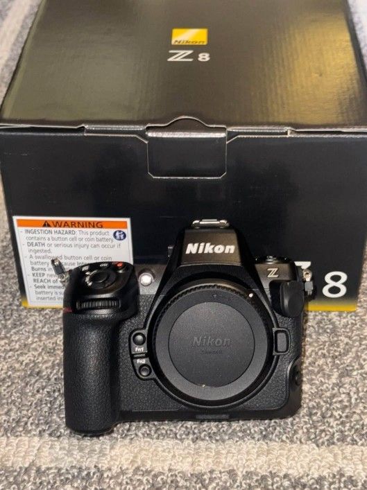 Nikon Z8 Mirrroless Camera 