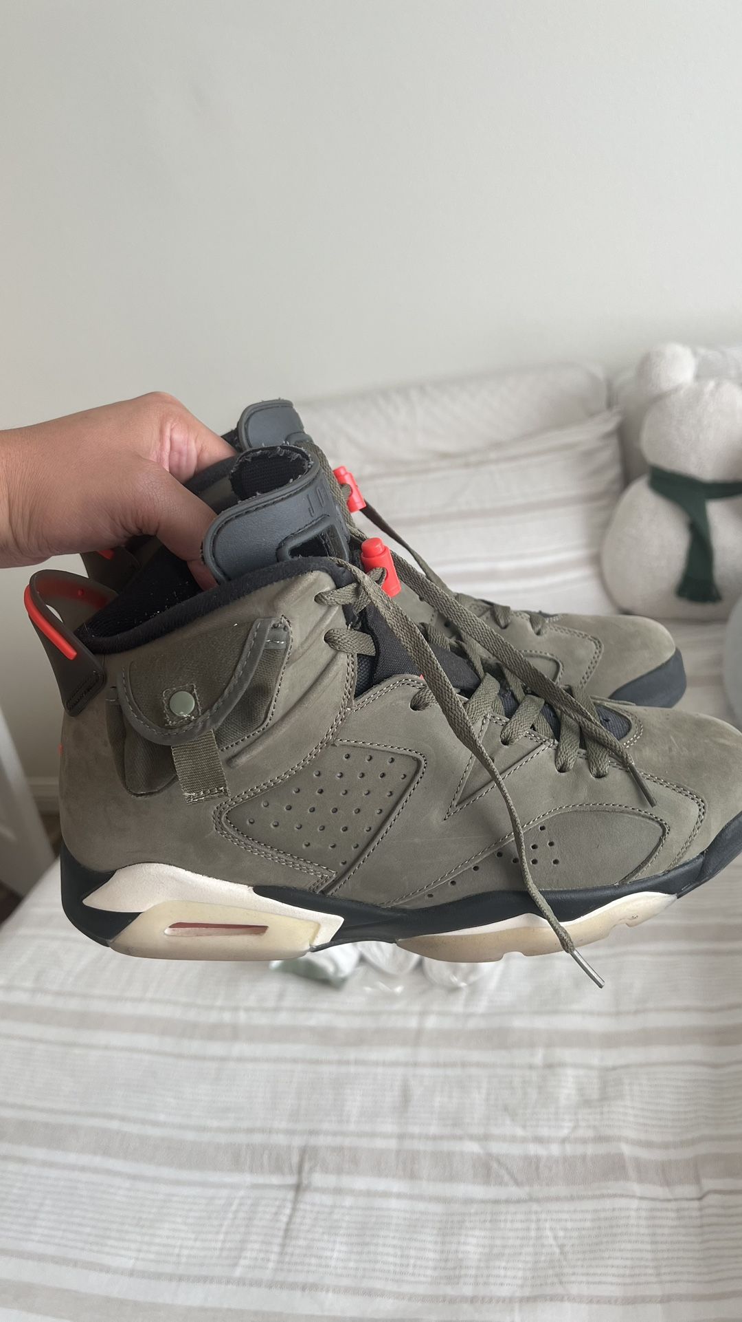 Travis Scott x Air Jordan 6 Retro