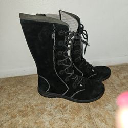 Winter Boots Ladies Black 8.5 TEVA Great Condition 