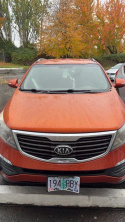 Kia Sportage SUV – Orange