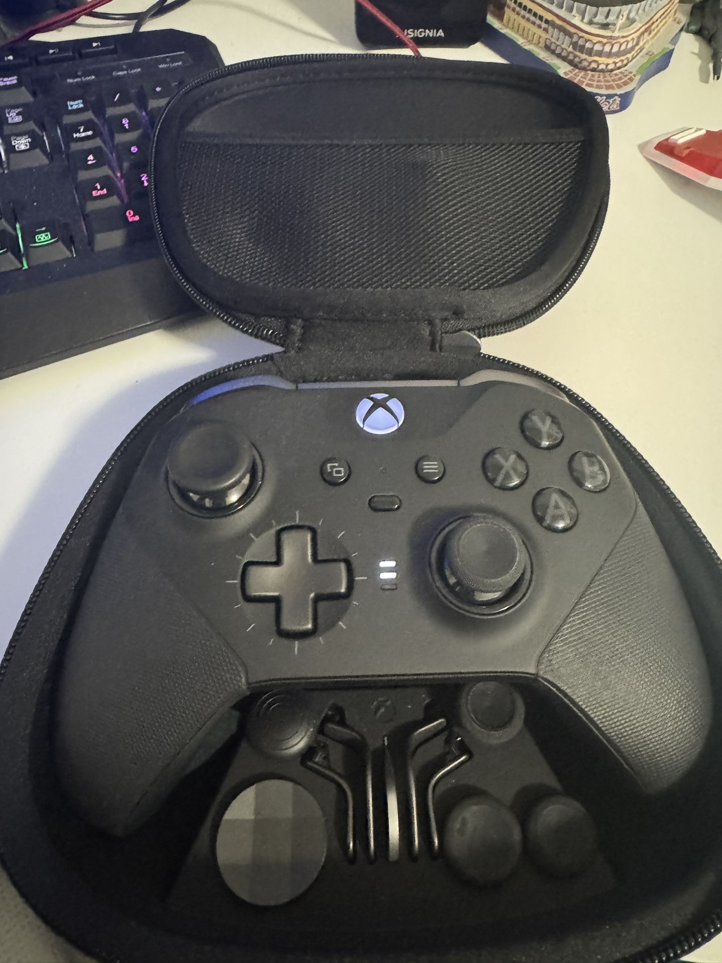 Xbox Elite Controller.