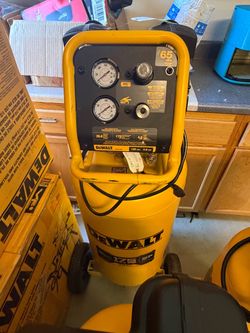 DeWalt 26 Gallon Portable Air Compressor