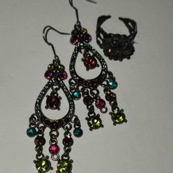 X3 VINTAGE ORNATE BRASS METAL FILIGREEPEACOCK BEADED CHANDELIER EARRINGS MATCHING RING