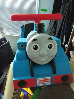 THOMAS THE TRAIN RIDING TOY. READ DETAILS