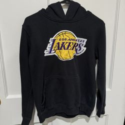 Lakers YOUTH size large Sweater 