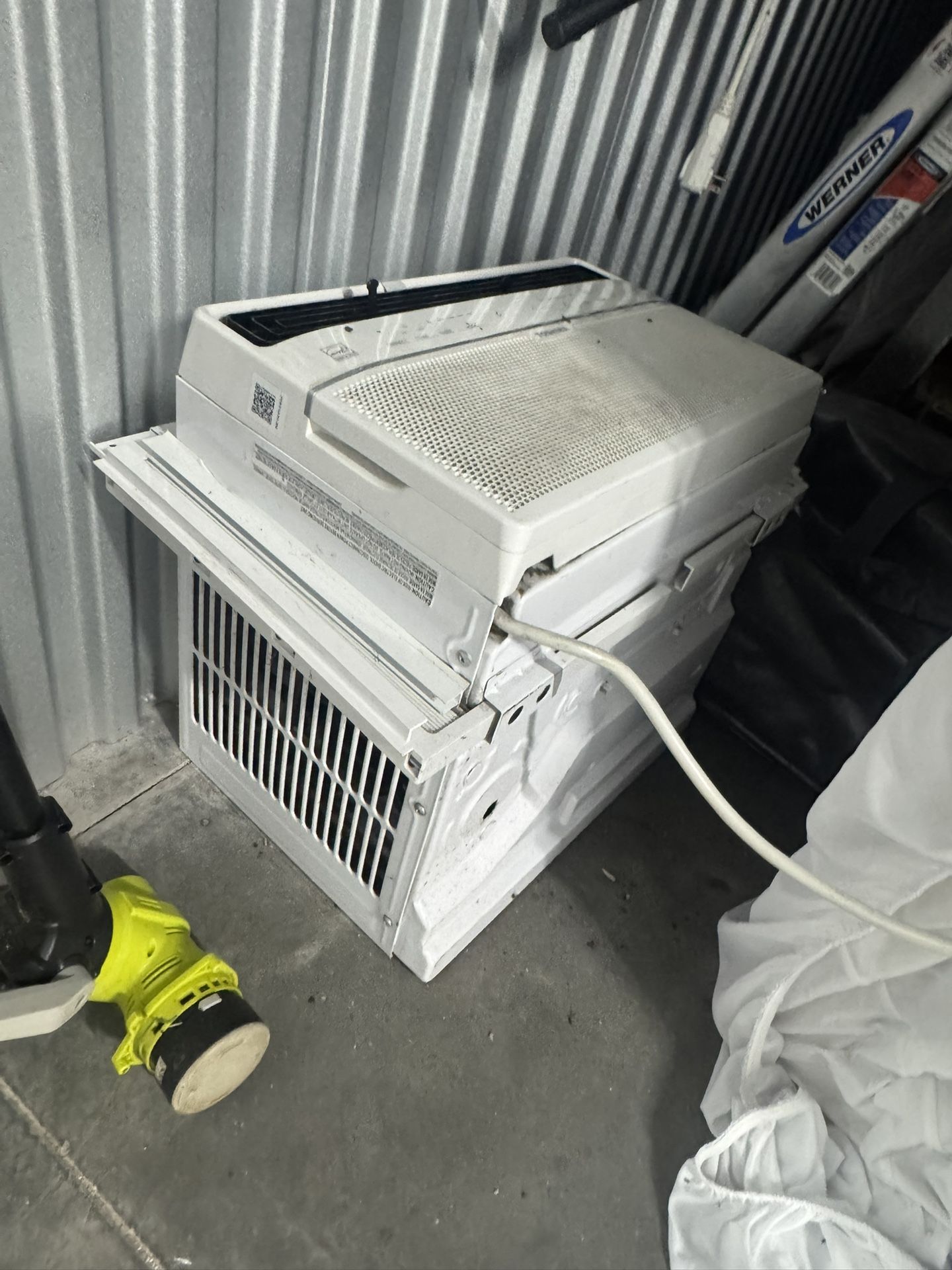 AC Unit 