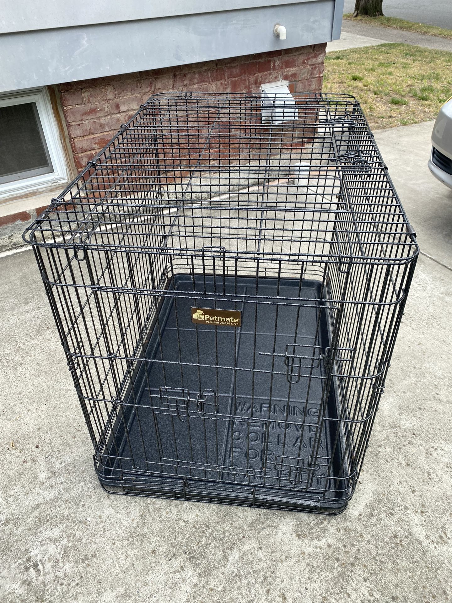 Excellent Condition X-Large Dog Crate Originally $250.00