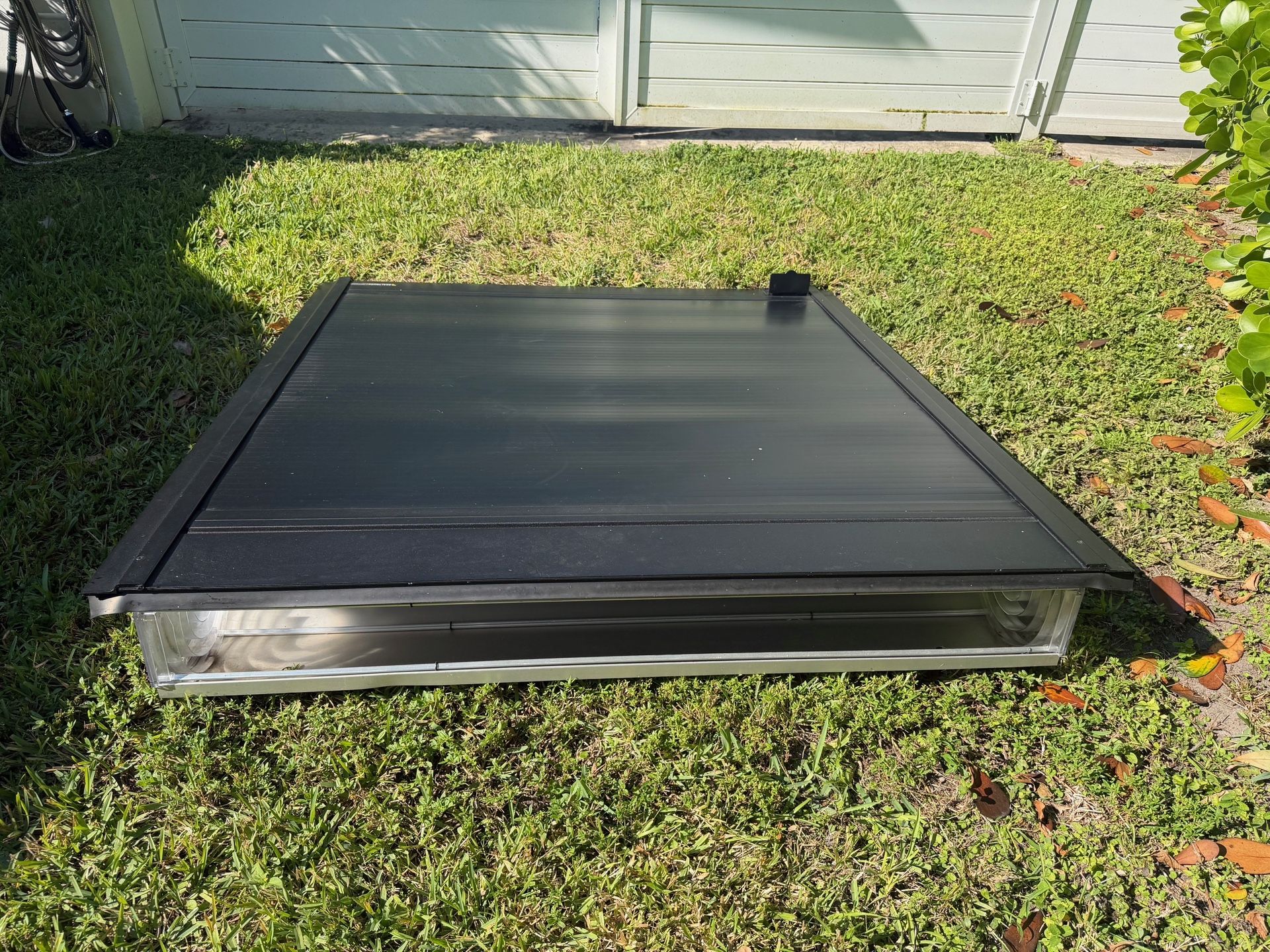 Retrax One MX Bed Cover - Tacoma 2024 + 5’ Bed for Sale in Miami, FL ...