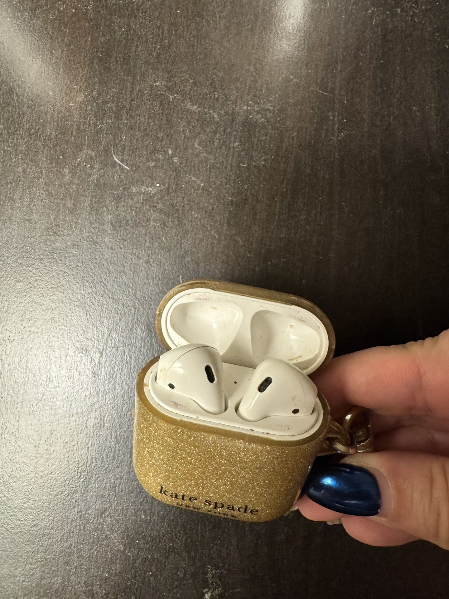 Apple AirPods 2nd Generation