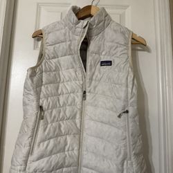 Women’s Patagonia Down Vest 