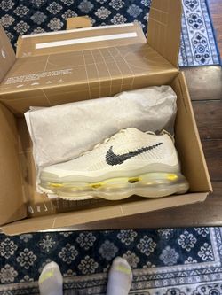 Brand new NIKE AIR MAX SCORPION "PHANTOM