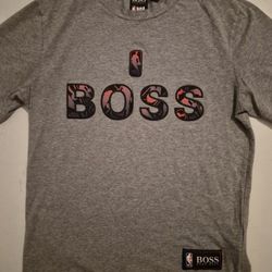 Men's NBA Hugo Boss T-shirt Size Small