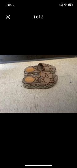 Gucci Gg Platform slide