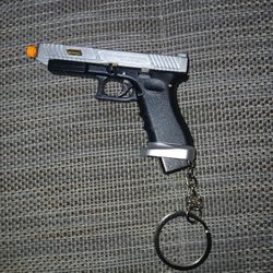 Mini Combat Gun  ( Keychain )