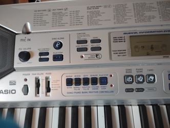 Casio Electric Keyboard 