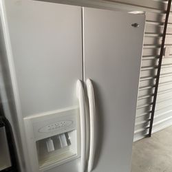 Refrigerator Maytag 