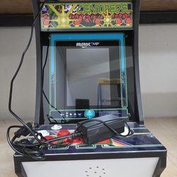 Miniature video game