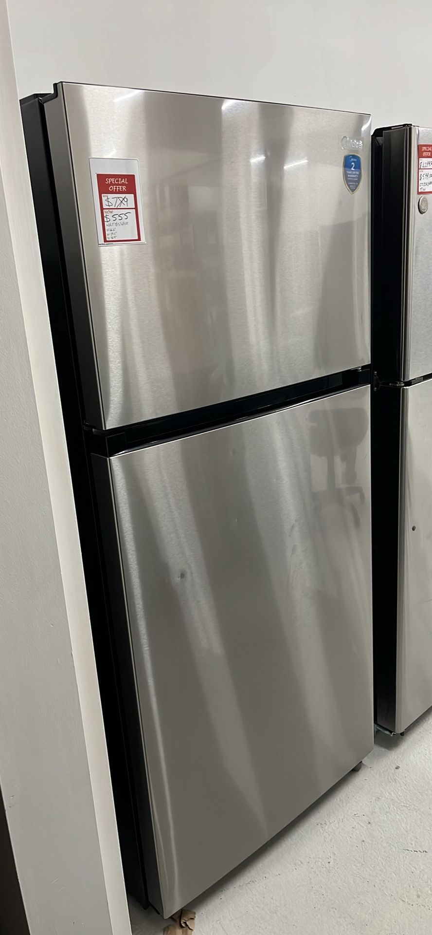 💥Great Saving💥21.9 cu. ft. Top Freezer Refrigerator in Finger Resistant Stainless, Garage Ready