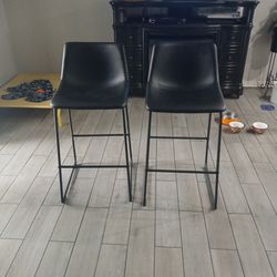 4 Chairs For Sale.