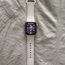 Apple Watch SE 