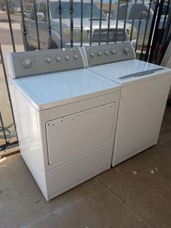 Whirlpool Washer And Dryer That's WORKS