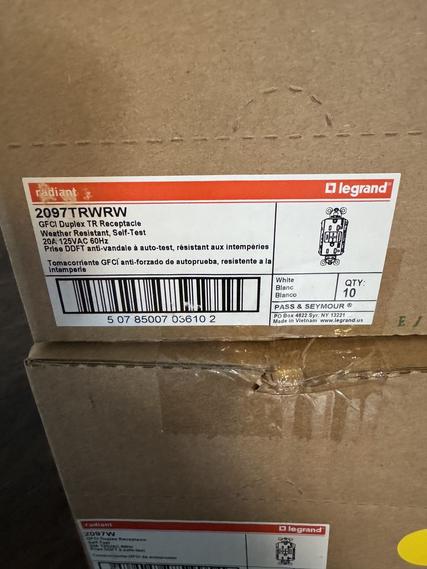 GFCI Duplex TR Receptacle Weather Resistant