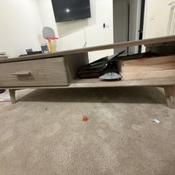 Coffee Table And Table 