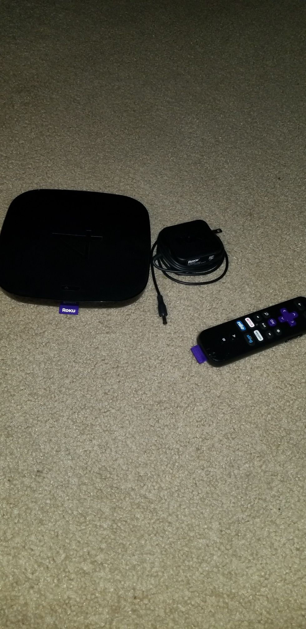 Roku 4 | HD and 4K UHD Streaming Media Player with Enhanced Remote, Quad-Core Processor,Dual-Band Wi-Fi, Ethernet, and USB Port