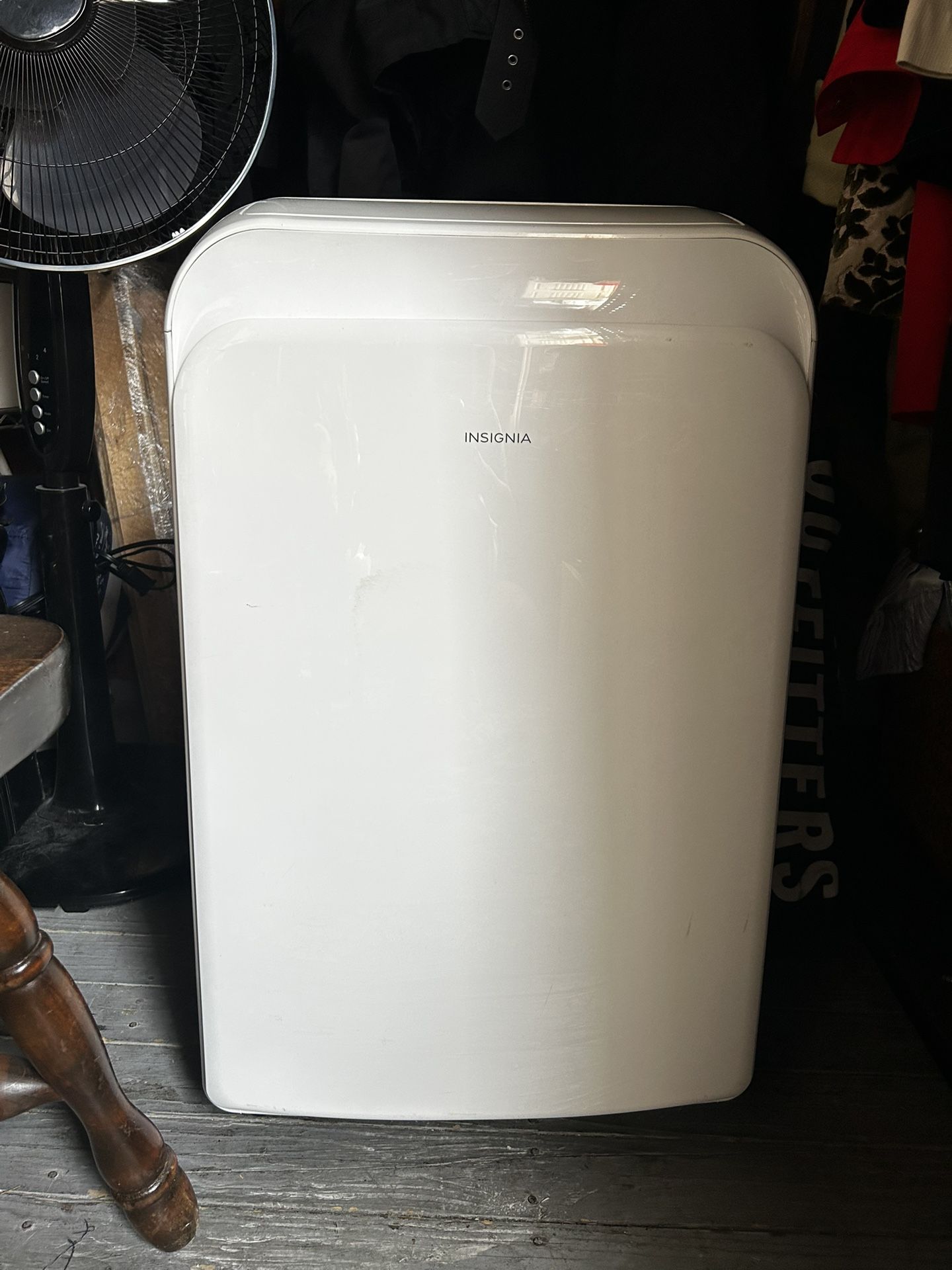 Insignia portable AC unit