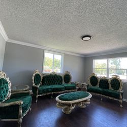 Very Beautiful gorgeous  Victorian Living Room Sets 