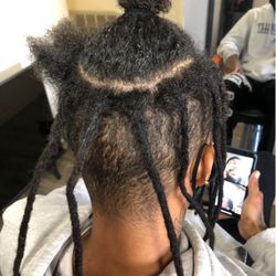 Dreadlocks extensions and install