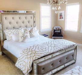 NEW never opened AMAZING Z Gallerie/Horchow/Neiman Marcus Designer Bedroom  SET for Sale in Las Vegas, NV - OfferUp