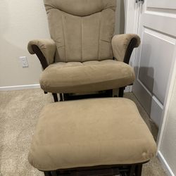 Shermag Nursery Rocker/Glider and Ottoman