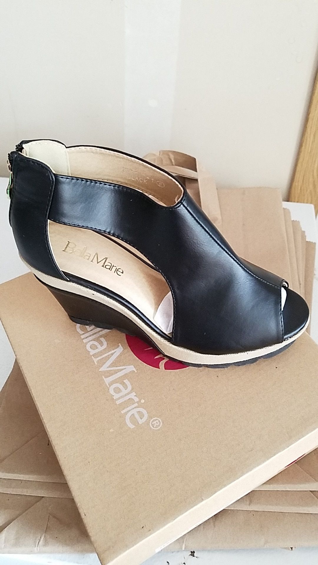 Cute wedge